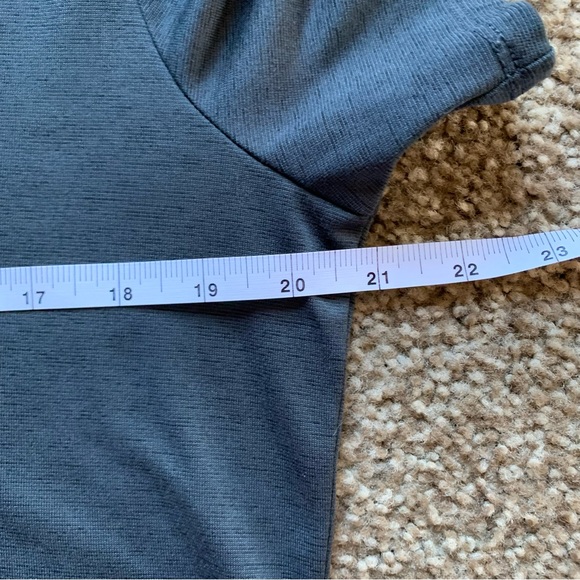 Nike Women’s Dri Fit OSU V Neck T Shirt Sz L - Picture 4 of 5